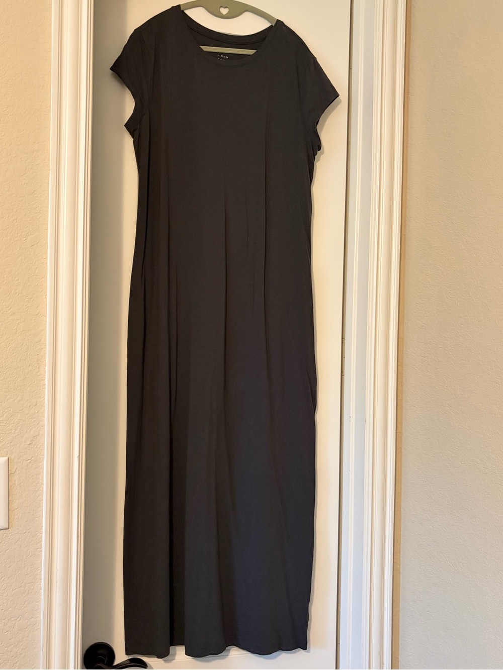 Women's dark grey Short-Sleeve Maxi Dress